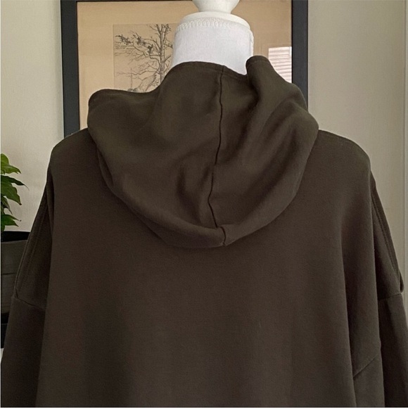 Forever 21 Open Shoulder Hoodie - Picture 6 of 15